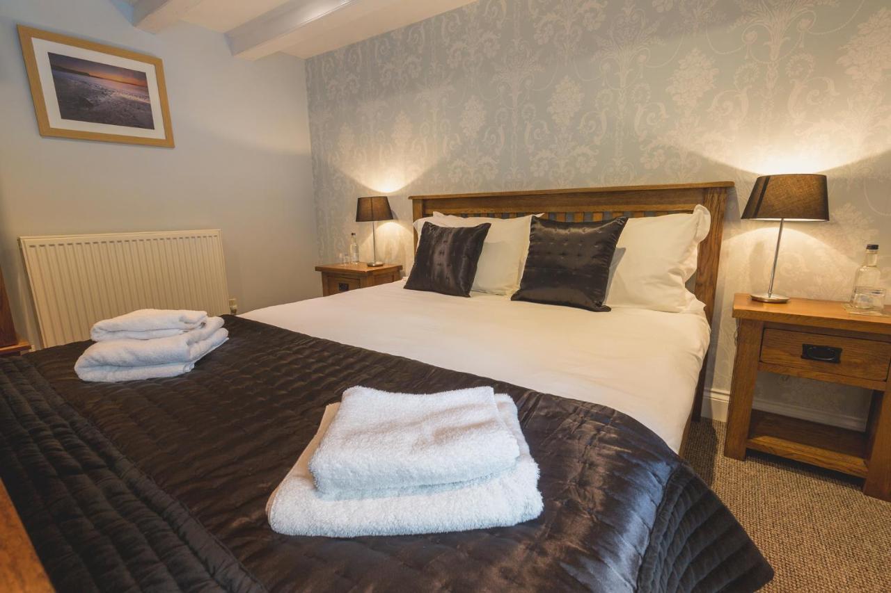 The Cambrian Inn Solva Eksteriør billede